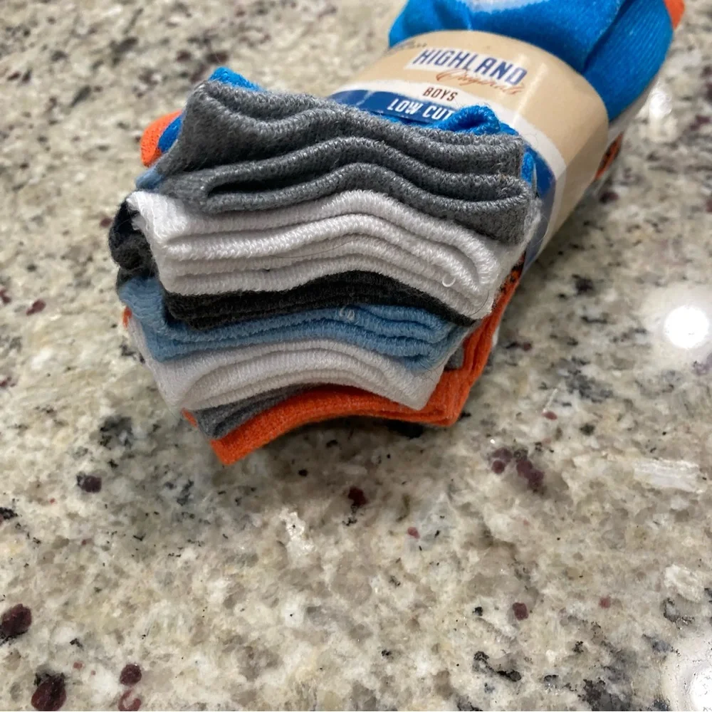 Highland Originals boys low cut 10 pairs of socks size 10.5-4 New with tag